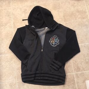 Hogwarts™ Crest Adult Sweatshirt With Hood Zip-up
